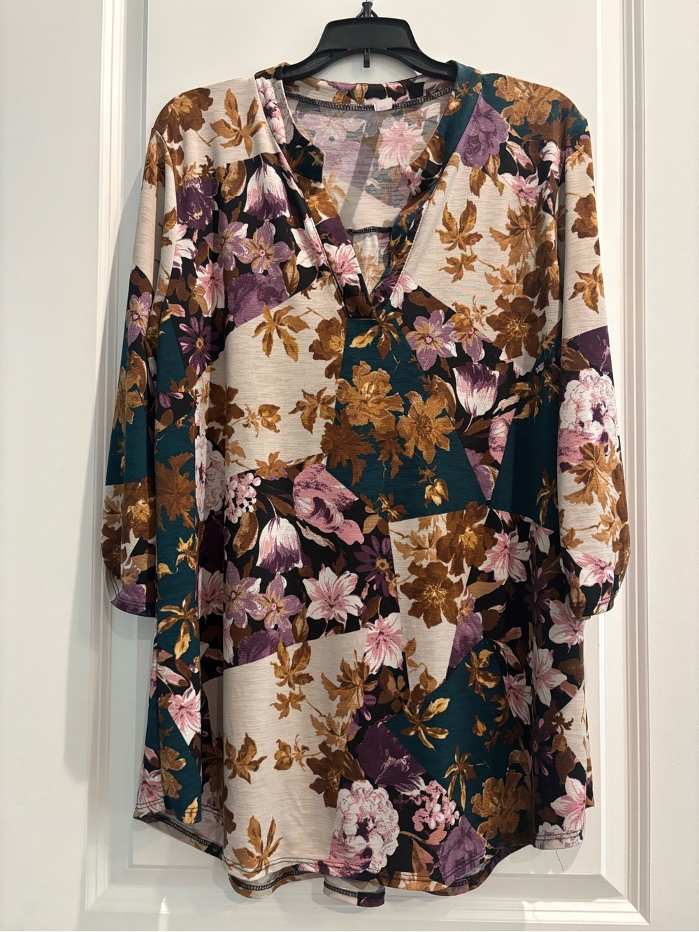 Paisley Grace XL Floral Tunic Top Boho V-Neck Long Sleeve Boutique
